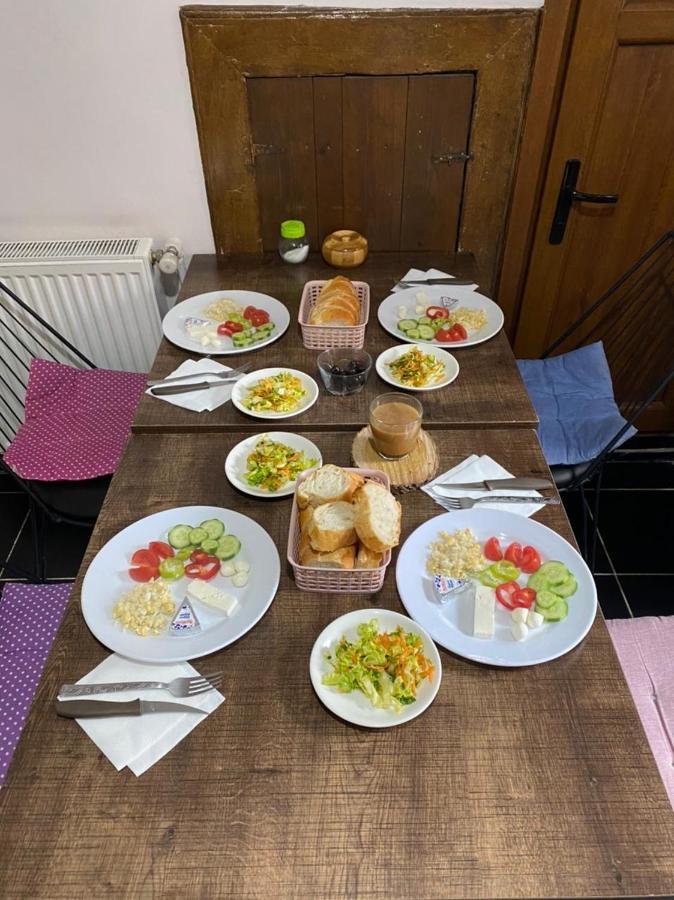 Taksim Wooden House Hostel Stambuł Zewnętrze zdjęcie