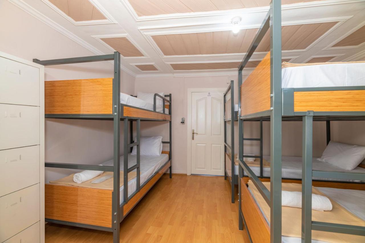 Taksim Wooden House Hostel Stambuł Zewnętrze zdjęcie
