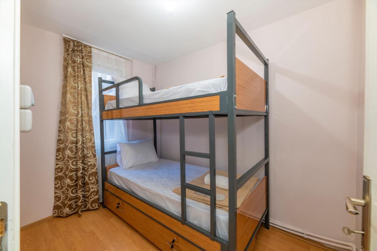 Taksim Wooden House Hostel Stambuł Zewnętrze zdjęcie